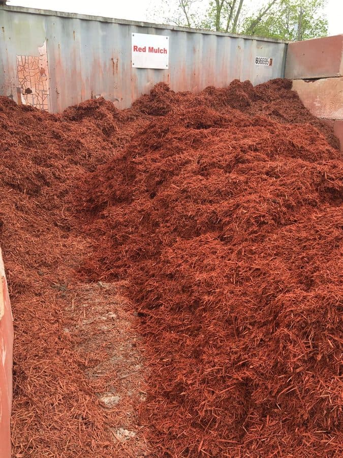 Red mulch for decorative beds and landscaping